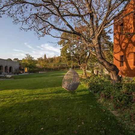 Gasthaus Borgo Corsignano Poppi Exterior foto