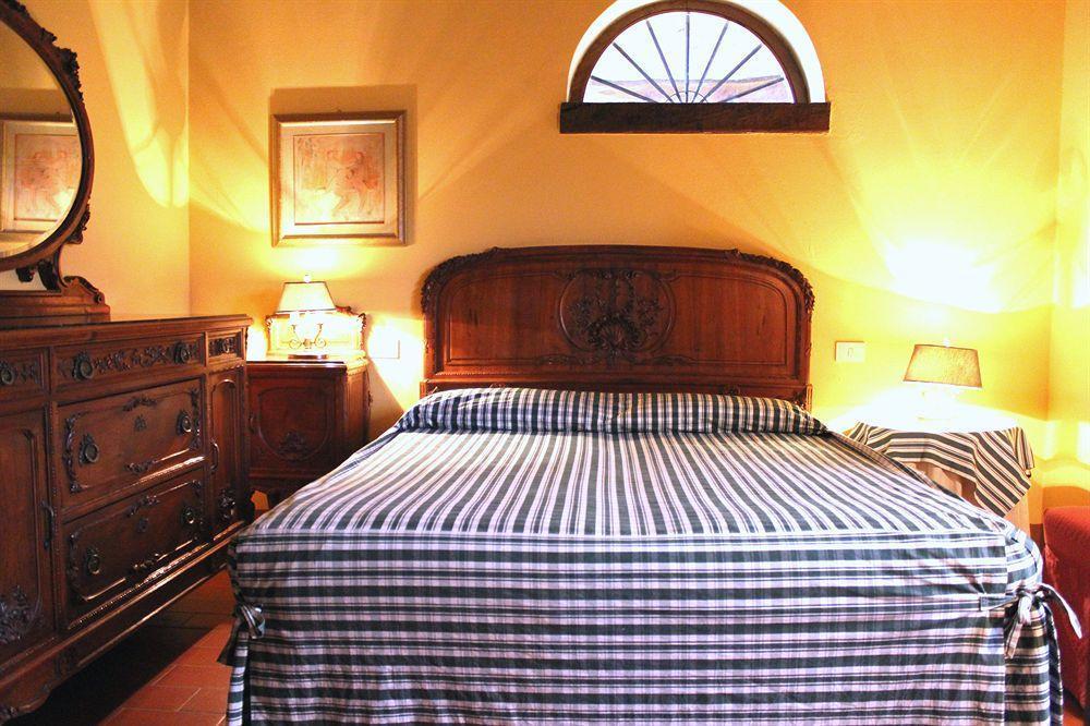 Gasthaus Borgo Corsignano Poppi Exterior foto