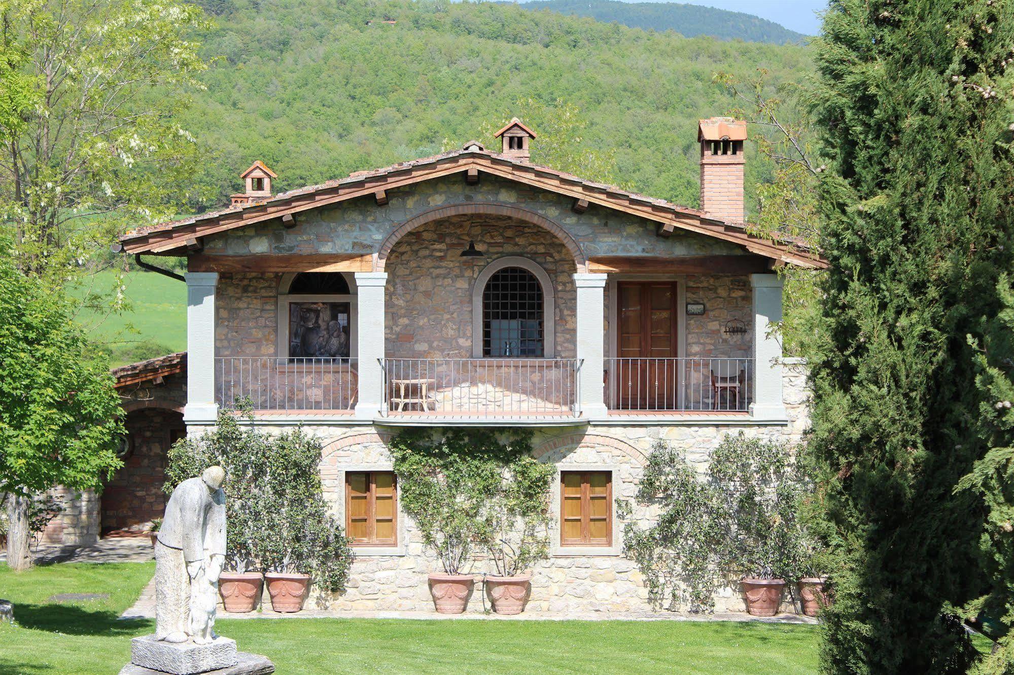 Gasthaus Borgo Corsignano Poppi Exterior foto