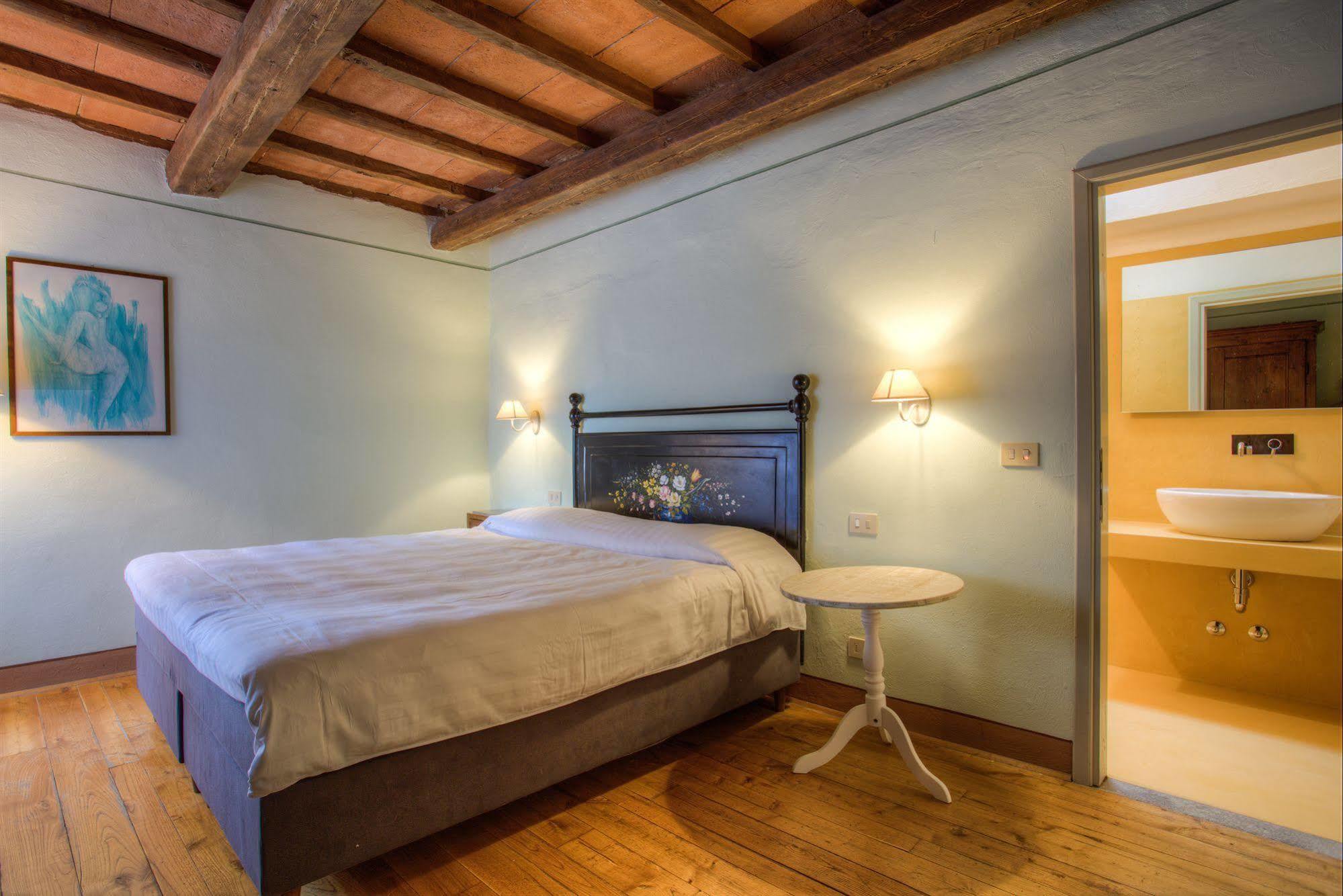 Gasthaus Borgo Corsignano Poppi Exterior foto